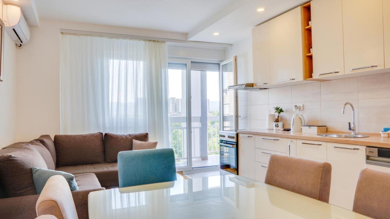 诺威萨Milica 65M2, Free Parking & Wi-Fi公寓 外观 照片